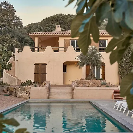 Villa La Kasa Rosa Palombaggia, Sea View & Maquis *
